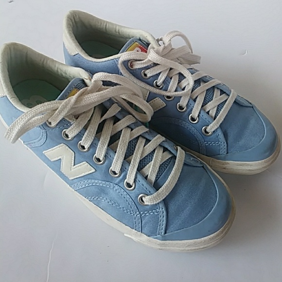 New balance sneakers size 7 - Picture 2 of 8